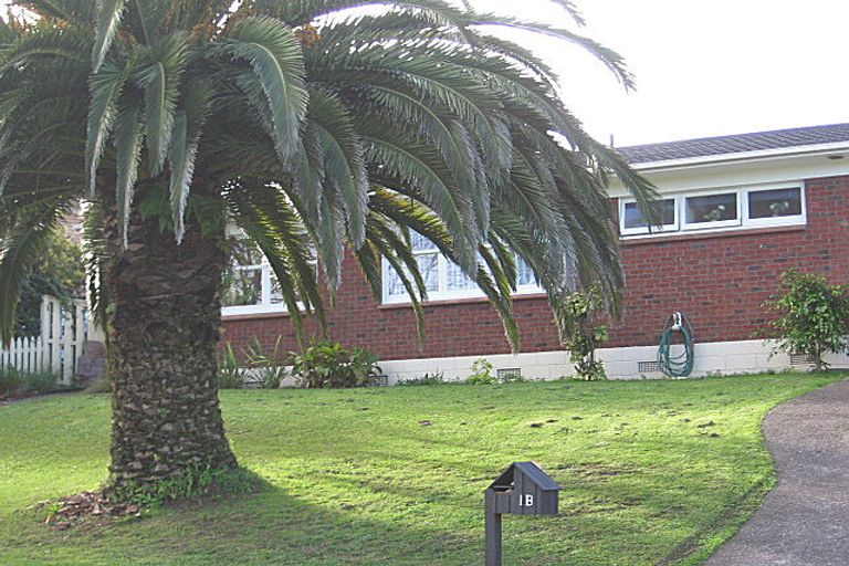 Photo of property in 1/1 Landop Terrace, Howick, Auckland, 2014