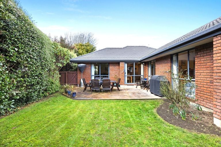 Photo of property in 65 Cutts Road, Russley, Christchurch, 8042