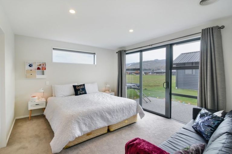 Photo of property in 31 Peterley Road, Lower Shotover, Queenstown, 9304