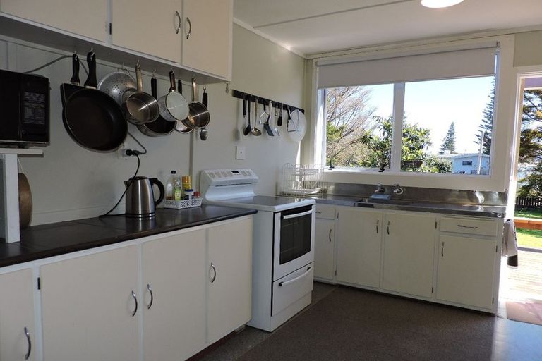 Photo of property in 437 Thames Coast Sh25 Road, Te Puru, Thames, 3575