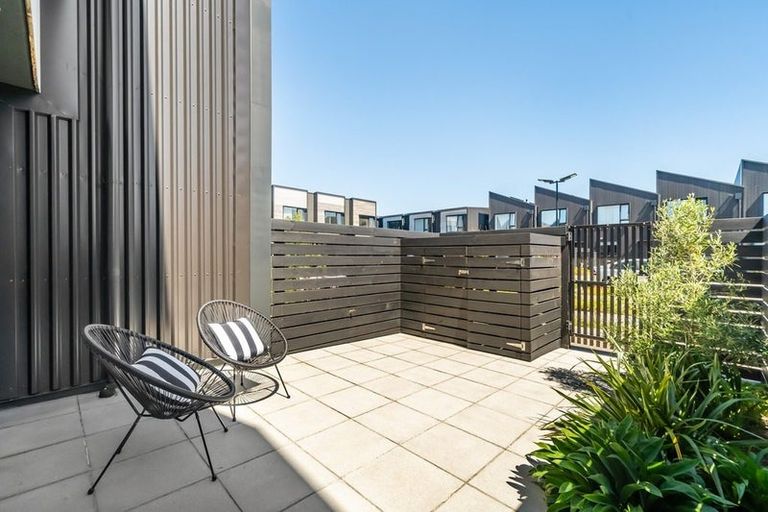 Photo of property in 17b Cuba Street, Petone, Lower Hutt, 5012