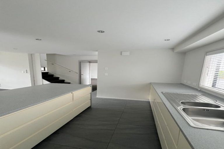 Photo of property in 1/195 Massey Street, Frankton, Hamilton, 3204