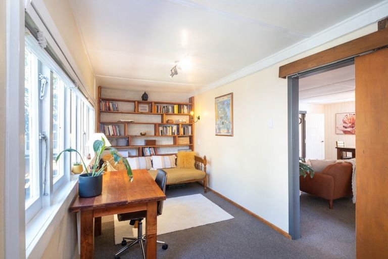 Photo of property in 7 Grove Road, Haumoana, 4102