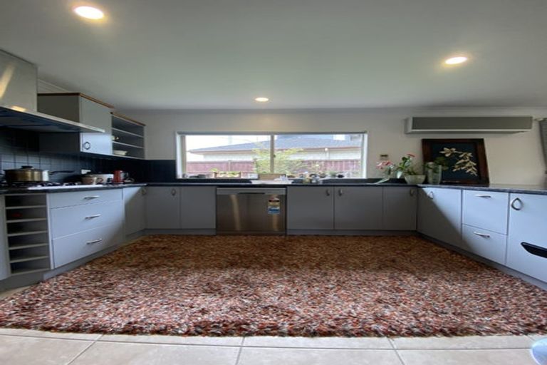 Photo of property in 12 Maybole Drive, Flat Bush, Auckland, 2016