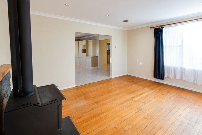 Photo of property in 16 Dunbar Place, Tokoroa, 3420