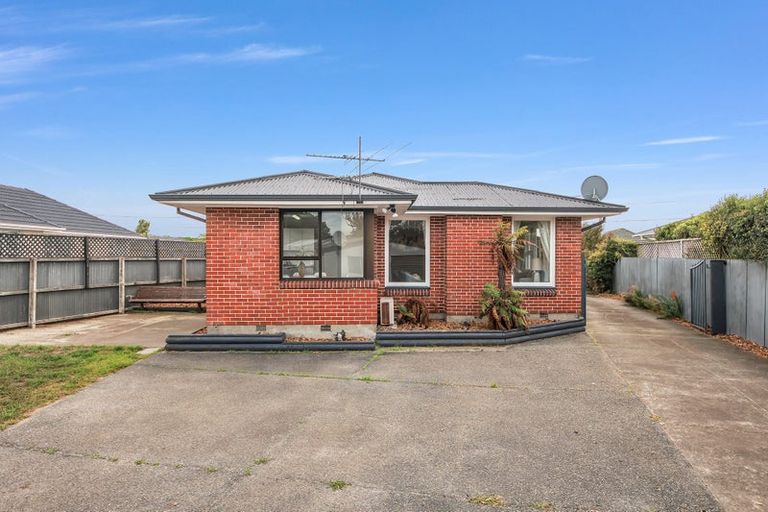 Photo of property in 22 Yarmouth Street, Aranui, Christchurch, 8061