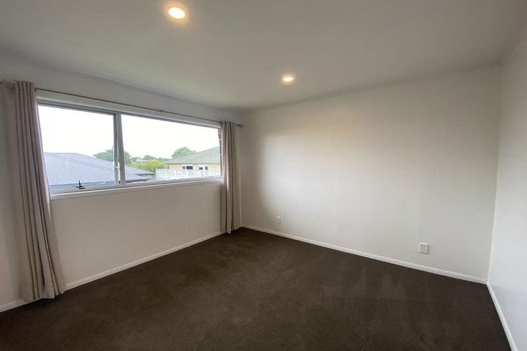 Photo of property in 3/8 West Street, Papakura, 2110