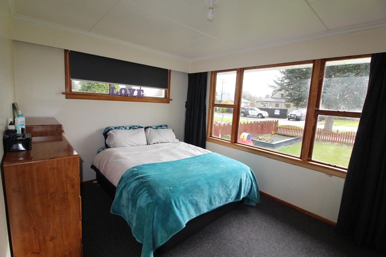 Photo of property in 18 Helena Street, Lumsden, 9730