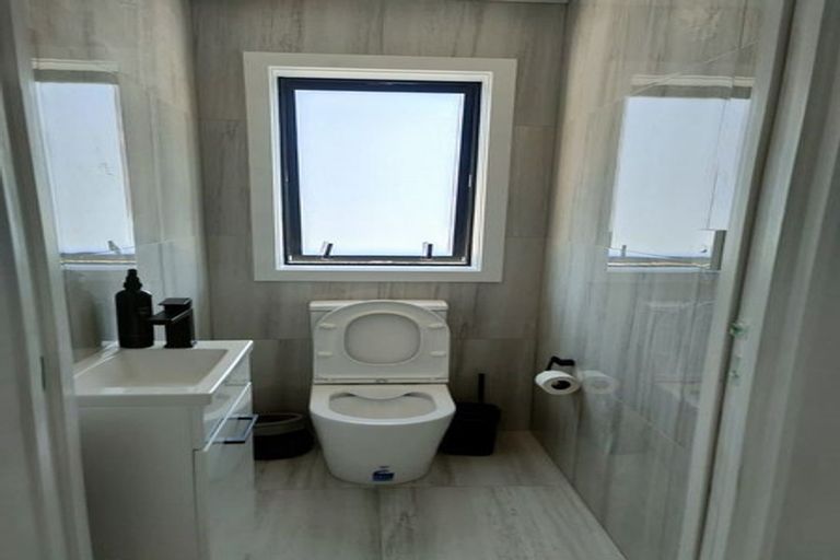 Photo of property in 4 Turkington Street, Tawa, Wellington, 5028