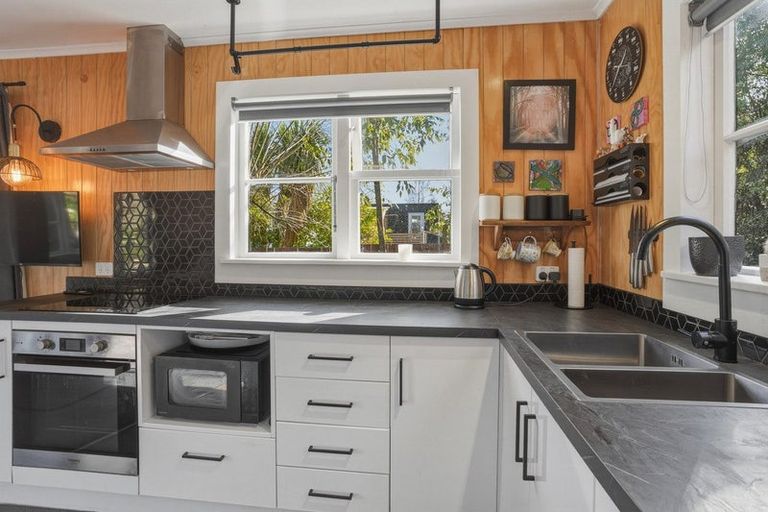 Photo of property in 1b Goodwin Street, Waihola, Milton, 9073