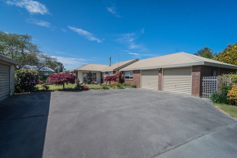 Photo of property in 32 John Street, Temuka, 7920
