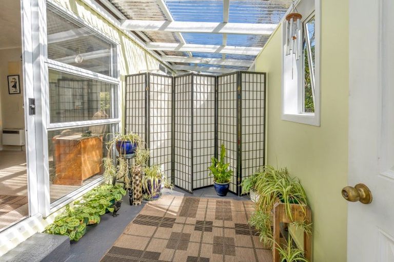 Photo of property in 85 Cockle Bay Road, Cockle Bay, Auckland, 2014