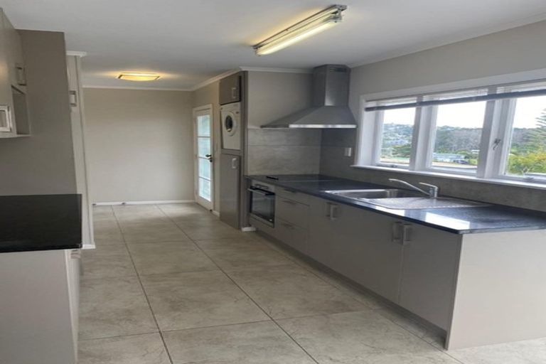 Photo of property in 101 Stanley Road, Glenfield, Auckland, 0629