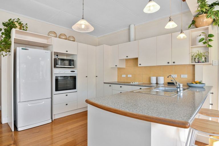 Photo of property in 11 Franklyn Street, Nelson South, Nelson, 7010