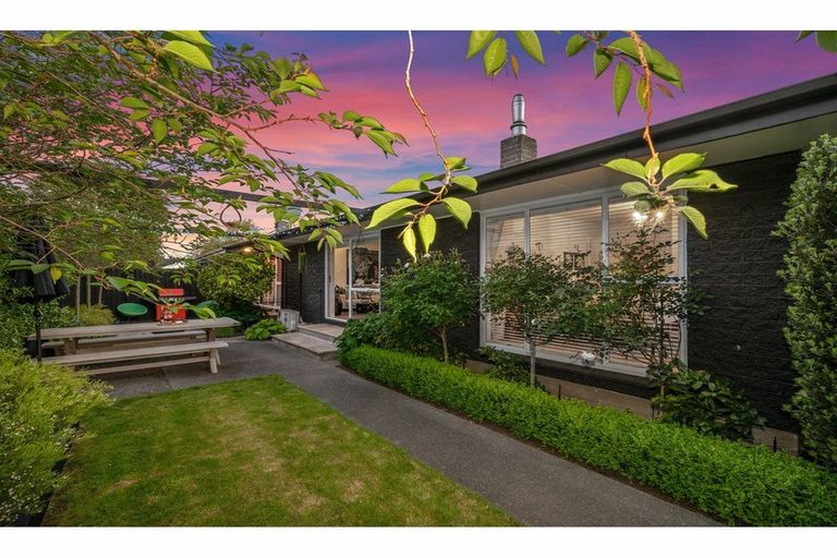 Photo of property in 14a Lothian Street, Ilam, Christchurch, 8041