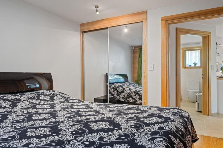 Photo of property in 2/52 Lochee Road, Upper Riccarton, Christchurch, 8041