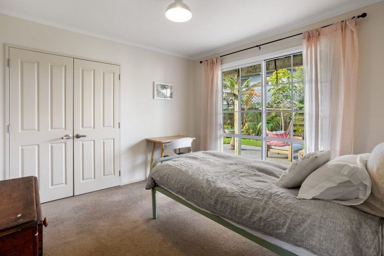 Photo of property in 5 Wells Place, Whitianga, 3510