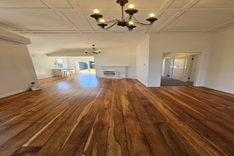 Photo of property in 257 Carrington Street, Vogeltown, New Plymouth, 4310