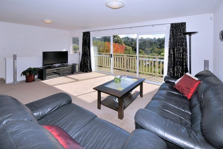 Photo of property in 17 Fitzwilliam Drive, Torbay, Auckland, 0630