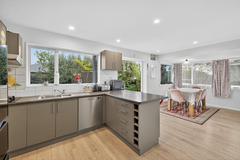 Photo of property in 287 Burwood Road, Burwood, Christchurch, 8083