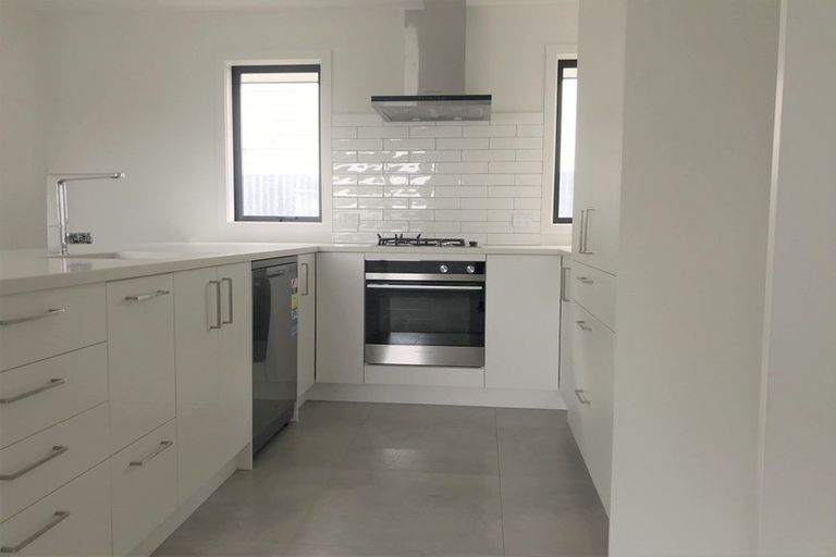 Photo of property in 926 Tremaine Avenue, Roslyn, Palmerston North, 4414