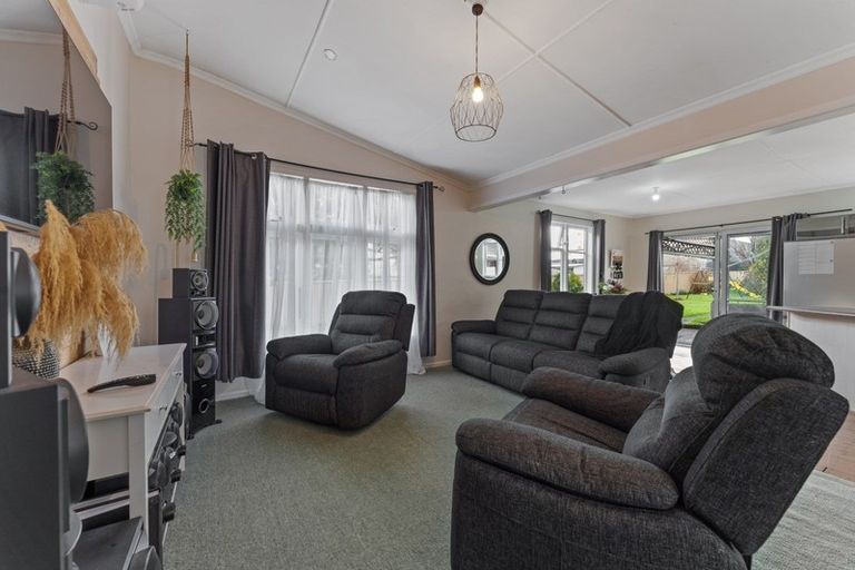 Photo of property in 8 London Street, Eltham, 4322