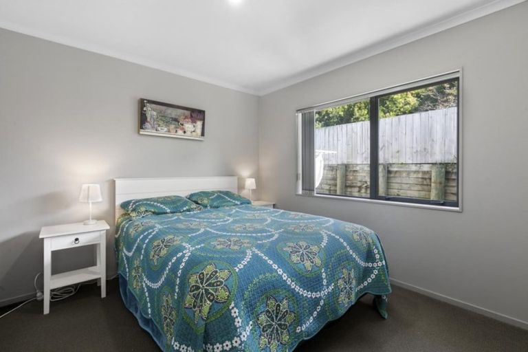 Photo of property in 8 Dumfries Place, Pyes Pa, Tauranga, 3112