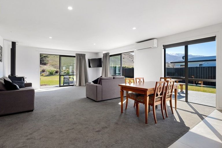 Photo of property in 36 Perriam Place, Mount Pisa, Cromwell, 9383