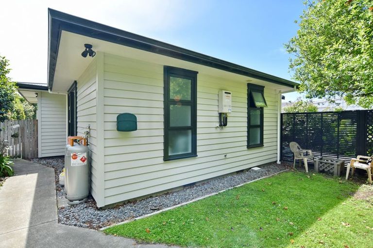 Photo of property in 214 Harewood Road, Bishopdale, Christchurch, 8053