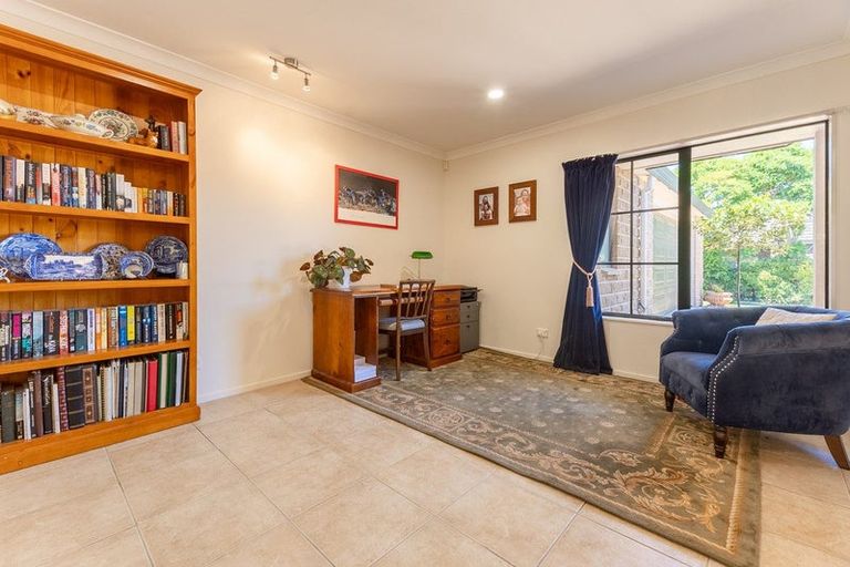 Photo of property in 9b Wood Leigh, Paraparaumu Beach, Paraparaumu, 5032