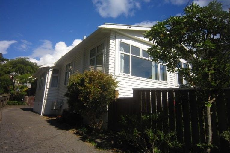 Photo of property in 56 Delhi Crescent, Khandallah, Wellington, 6035