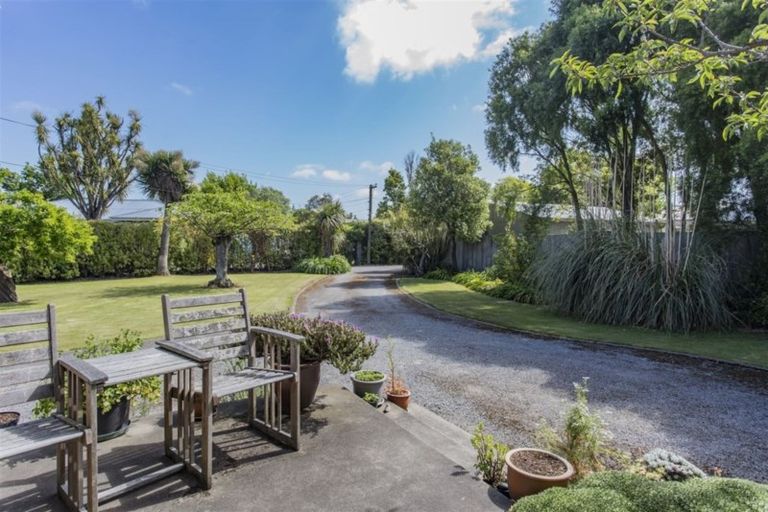 Photo of property in 27 Greenwood Close, Mairehau, Christchurch, 8013