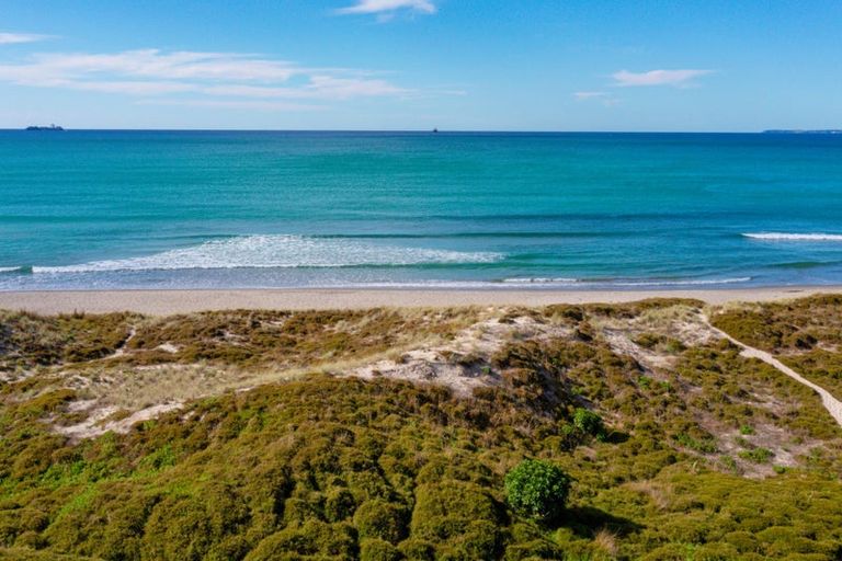 Photo of property in 2 Saratoga Court, Papamoa Beach, Papamoa, 3118