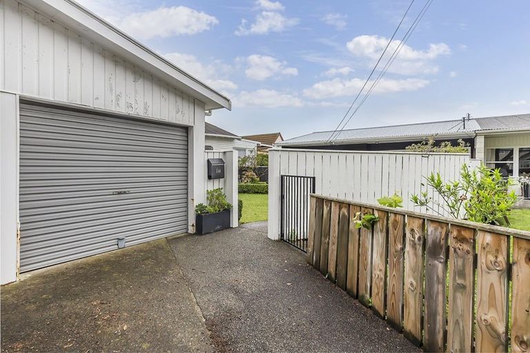 Photo of property in 126a Miramar Avenue, Miramar, Wellington, 6022