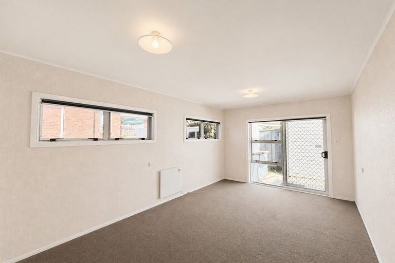 Photo of property in 15 Fields Road, Manurewa, Auckland, 2102