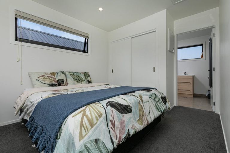 Photo of property in 2/63 Taikata Road, Te Atatu Peninsula, Auckland, 0610