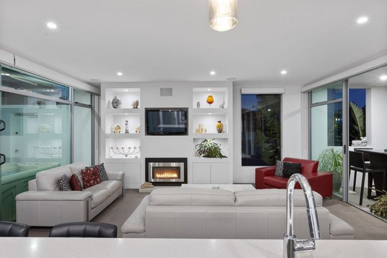 Photo of property in 47 The Ritz, Orewa, 0931