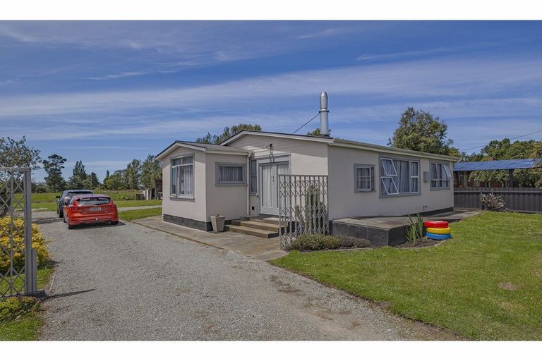 Photo of property in 16 Neal Street, Temuka, 7920