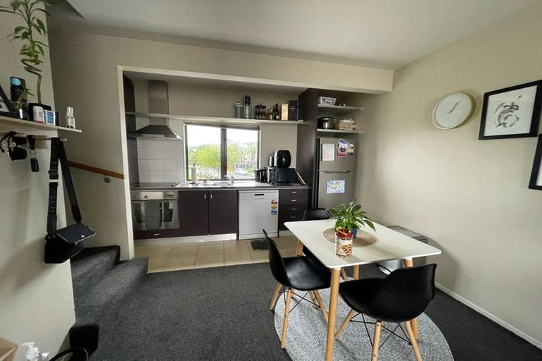 Photo of property in 4 Opito Way, East Tamaki, Auckland, 2013