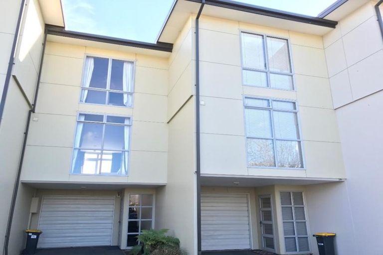 Photo of property in 9/54 Champion Street, Edgeware, Christchurch, 8013