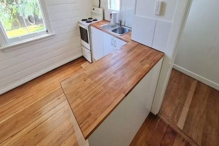 Photo of property in 74 Union Street, Hawera, 4610