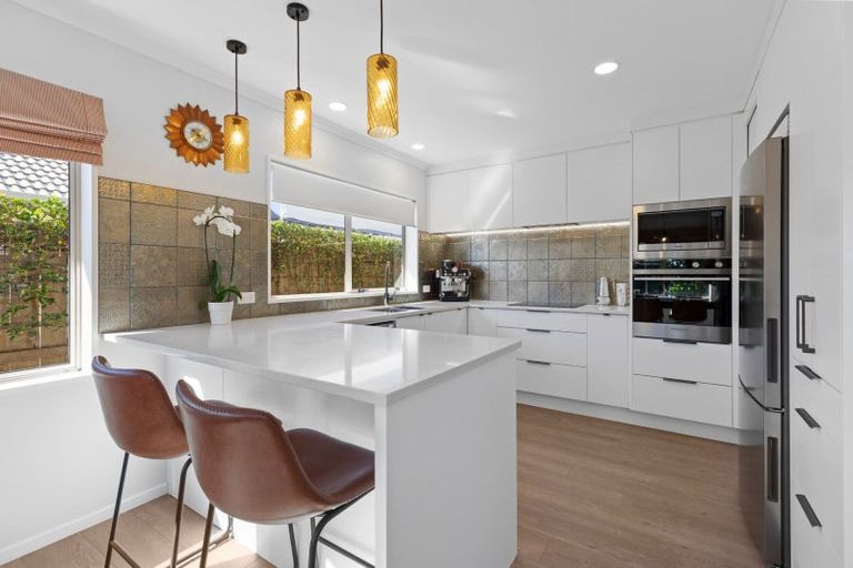 Photo of property in 5 Crichton Terrace, Mount Maunganui, 3116