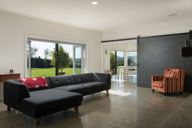 Photo of property in 28 Hanlow Place, Pyes Pa, Tauranga, 3112