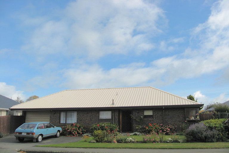 Photo of property in 1 Corfe Street, Ilam, Christchurch, 8041