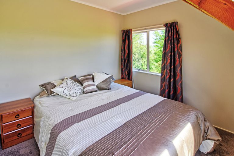 Photo of property in 49 Kaka Amu Road, Rangitumau, Masterton, 5871