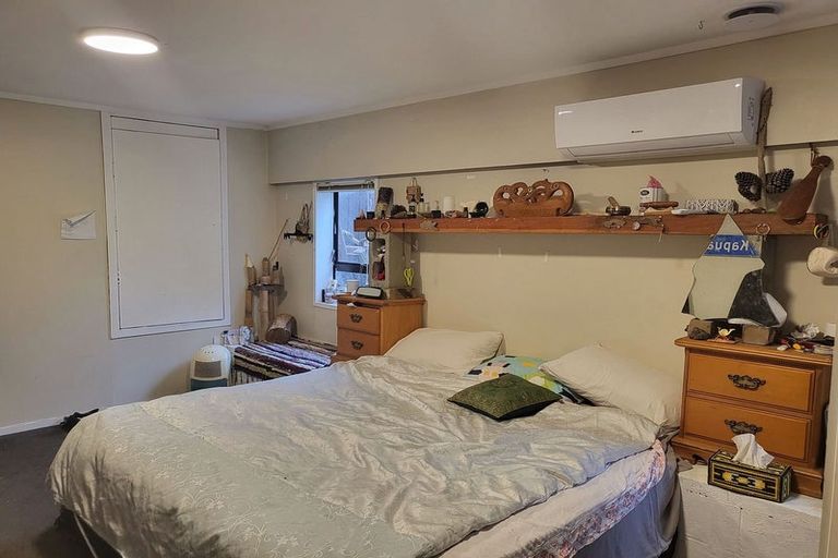 Photo of property in 154 Everglade Drive, Totara Heights, Auckland, 2105