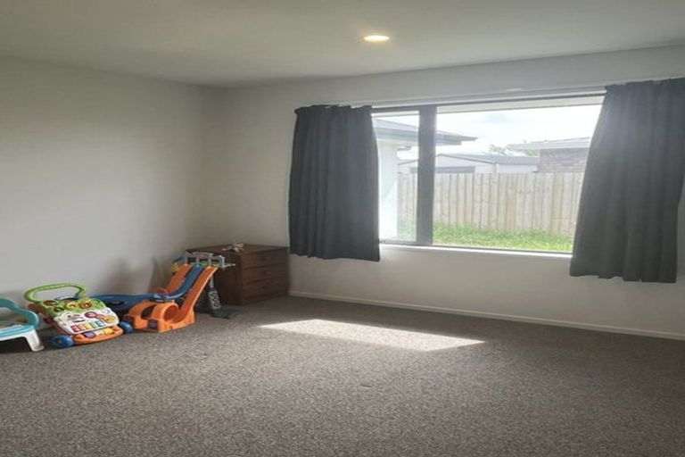 Photo of property in 48a Bassett Street, Burwood, Christchurch, 8083