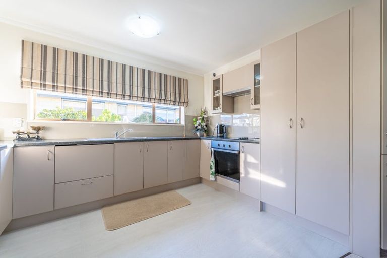 Photo of property in 6 Bond Street, Waimate, 7924