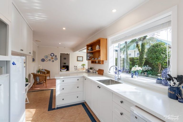 Photo of property in 27 Wainui Road, Waiwhetu, Lower Hutt, 5010