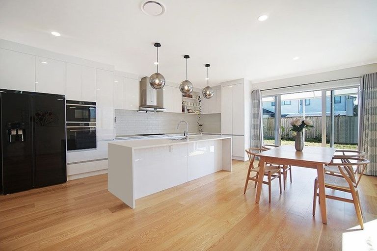 Photo of property in 61 Timmer Road, Flat Bush, Auckland, 2019
